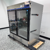 Fisherbrand Isotemp double-door laboratory refrigerator image 1